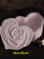 Love in Resin: Rose-Adorned Heart Container - Image 2