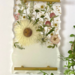 Pressed Flower Resin Tray – Elegant Home Decor | Perfect Gift for Mother’s Day, Housewarming, or Her