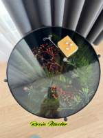 Handcrafted Epoxy Resin Wood Coffee Table with Flowers – Black Metal Base, Unique Round Side Table for Modern Deco - Image 5
