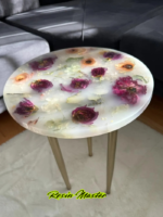 Epoxy Resin Coffee Table with Preserved Dry Flowers – Unique Home Decor