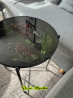 Handcrafted Epoxy Resin Wood Coffee Table with Flowers – Black Metal Base, Unique Round Side Table for Modern Deco - Image 3