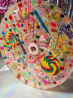 Custom Epoxy Resin Tabletop – 50 cm Diameter – Personalize with Candies, Wine Corks, Bottles, LEGOs, Kinder Toys, Beer Cups & More – Preserve Your Memories! - Image 3